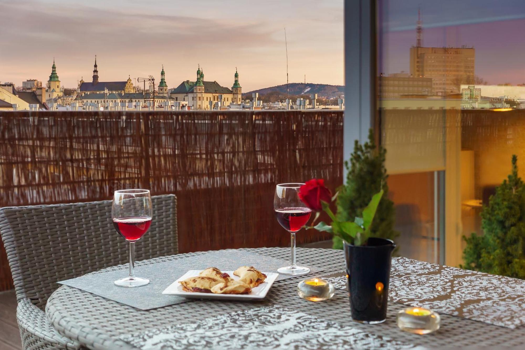 Apartament Z Tarasem Кельце Экстерьер фото