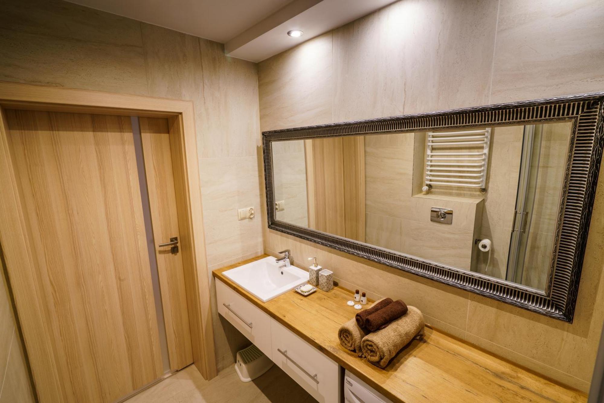 Apartament Z Tarasem Кельце Экстерьер фото